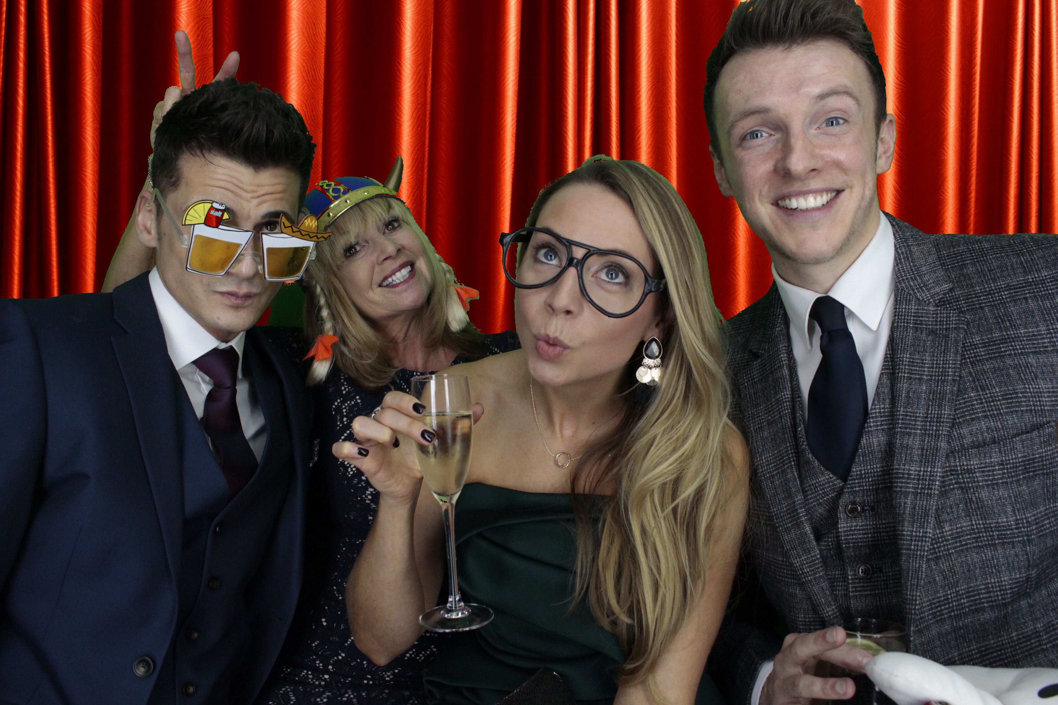 The Hanrahan Wedding | View more photos from the event at gallery.myphotoboothexperience.co.uk/u/MyPhotoBoothExperienceLtd/The-Hanrahan-Wedding